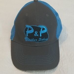Trucker hat blue gray